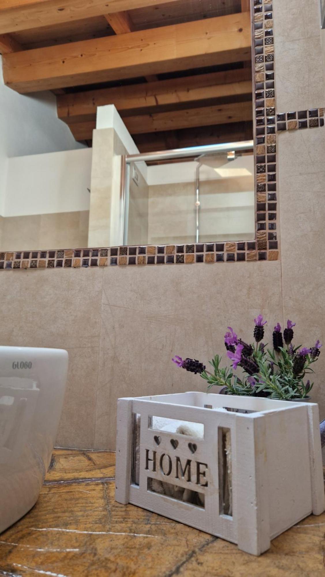 Limbara Dreaming Hotel Темпио Паузания Екстериор снимка