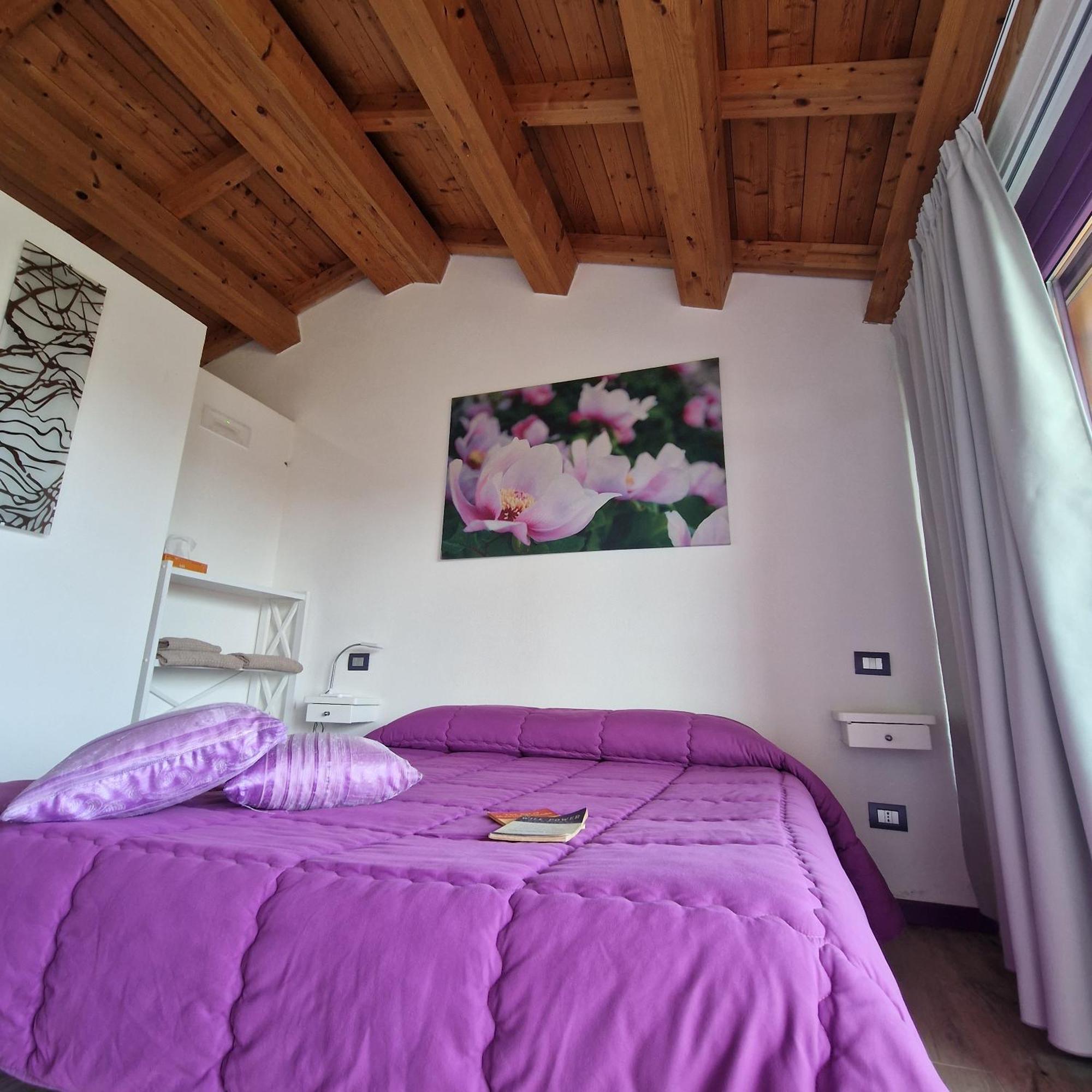 Limbara Dreaming Hotel Темпио Паузания Екстериор снимка