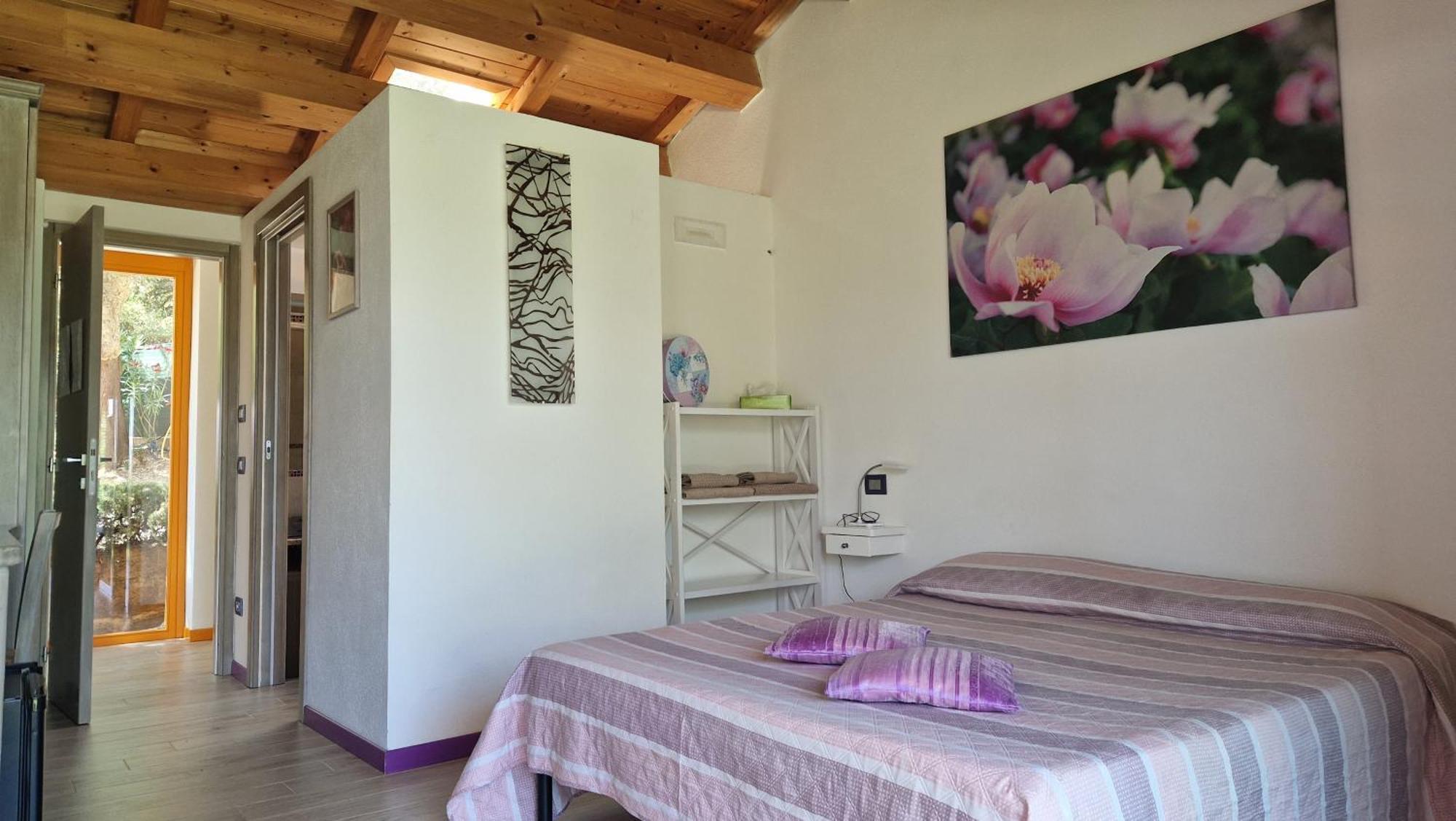 Limbara Dreaming Hotel Темпио Паузания Екстериор снимка